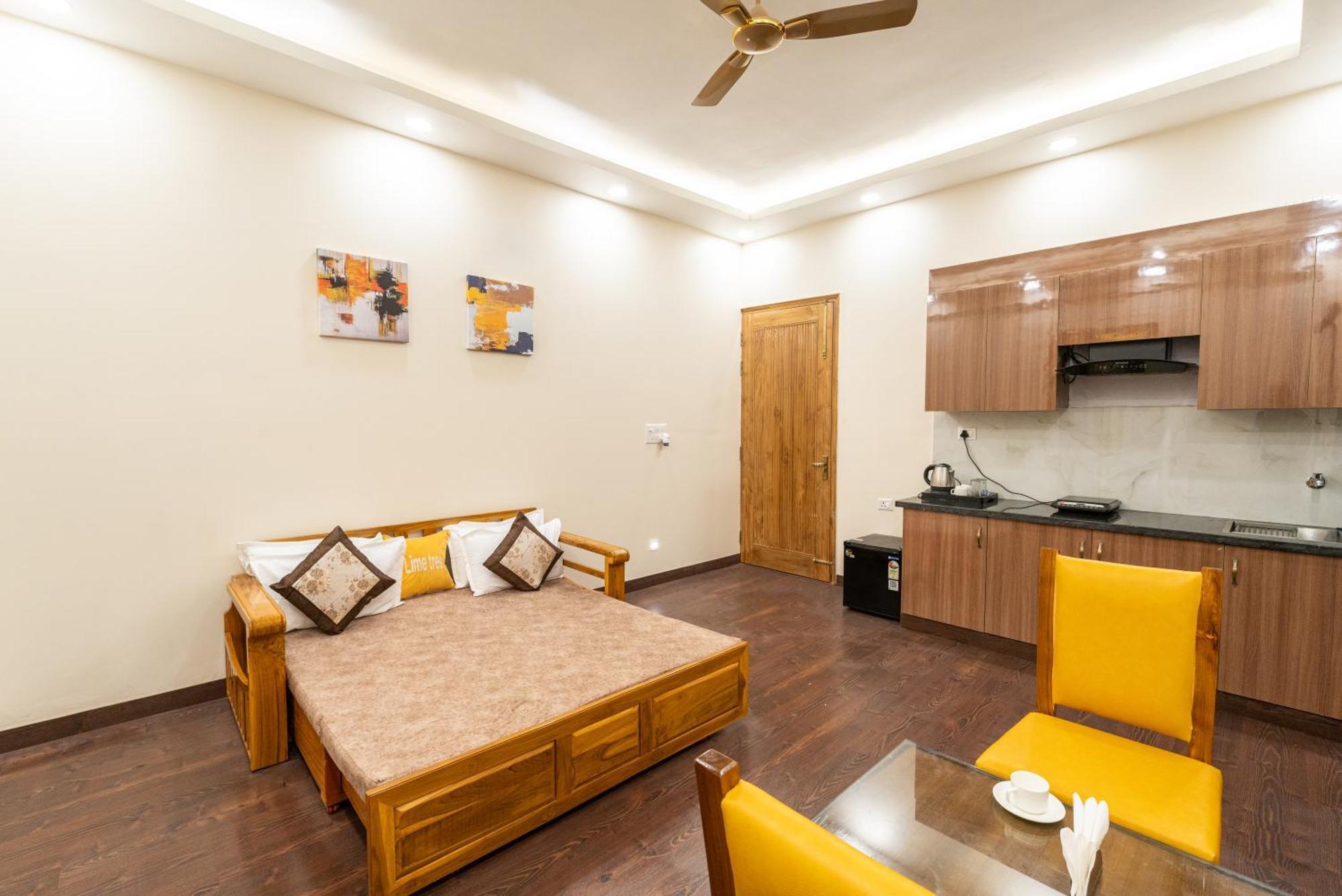 Lime Tree Hotel & One Bhk Serviced Apartment Noida - Sector 50 Metro Zewnętrze zdjęcie