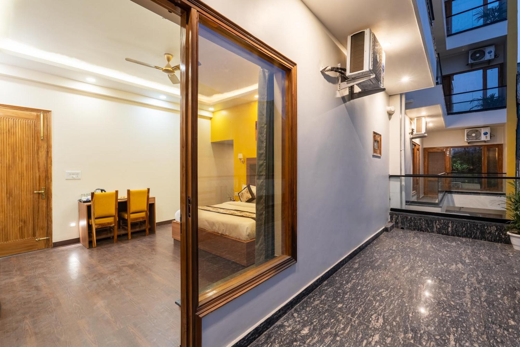 Lime Tree Hotel & One Bhk Serviced Apartment Noida - Sector 50 Metro Zewnętrze zdjęcie